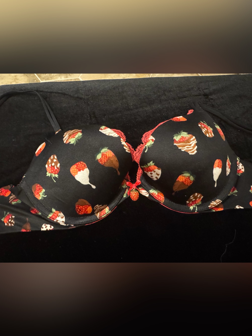 Victoria Secret Black & Red Strawberry Print Very Sexy Underwire Bra
